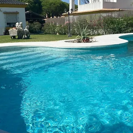 Mit Grossem Garten Und Pool , 300m Zum * Conil De La Frontera