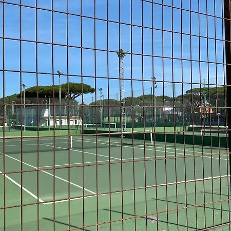 Mit Grossem Garten Und Pool , 300m Zum Conil De La Frontera