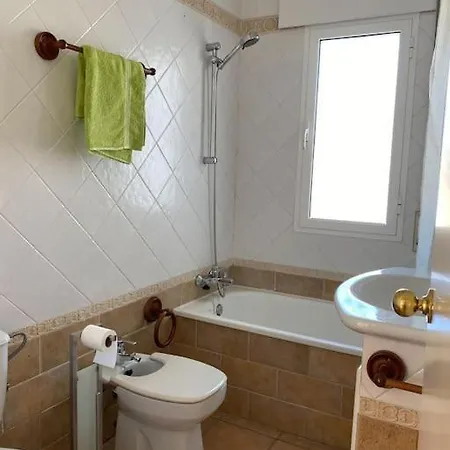 Holiday home Mit Grossem Garten Und Pool , 300m Zum