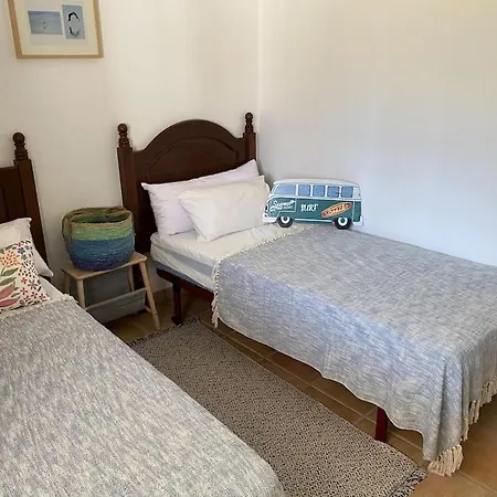 Holiday home Mit Grossem Garten Und Pool , 300m Zum
